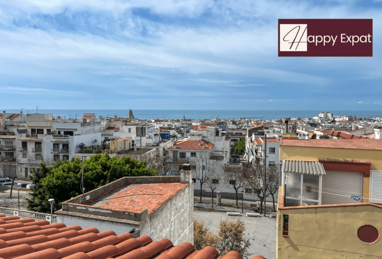 Attic Duplex with great views in Sitges
