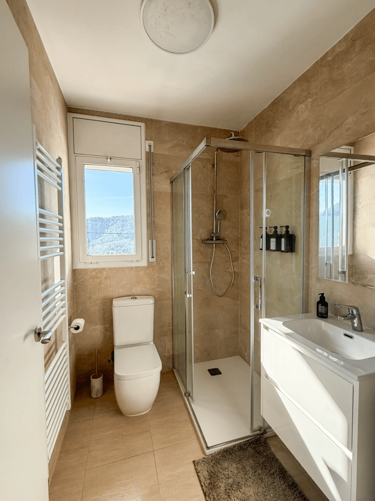 Villa with pool near Sitges close to schools, restaurants and stores