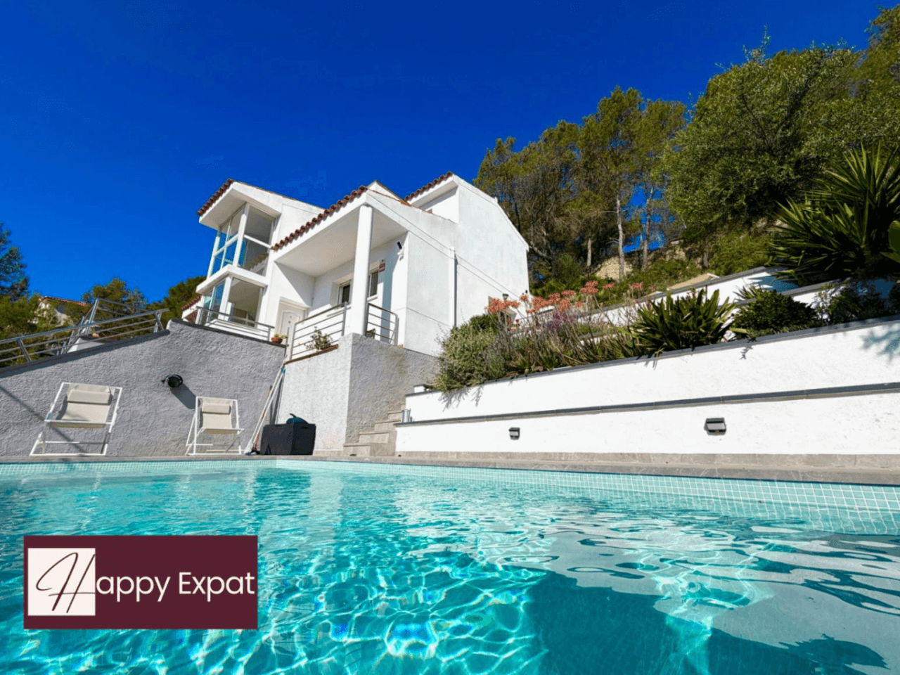 Villa with pool near Sitges close to schools, restaurants and stores