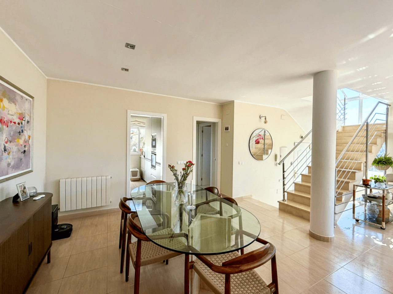 Villa with pool near Sitges close to schools, restaurants and stores