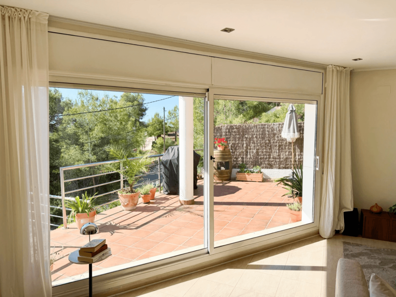 Villa with pool near Sitges close to schools, restaurants and stores