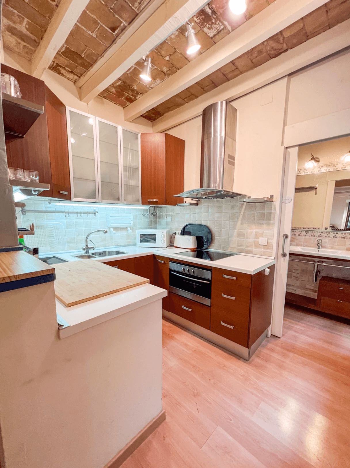 Cozy apartment at 20 steps from the beach in Sitges centre