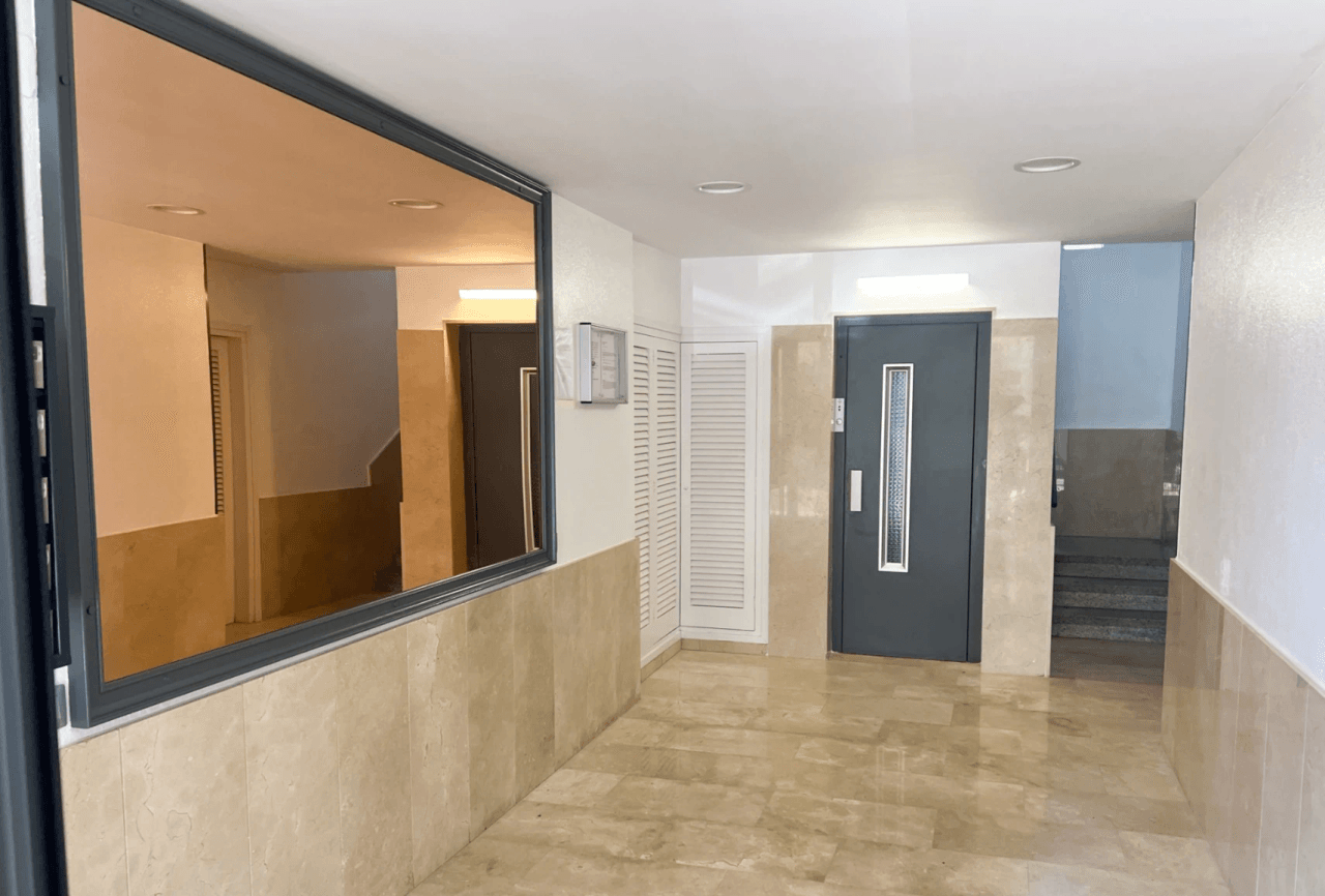 Penthouse at 7th floor with amazing seaviews in Sitges